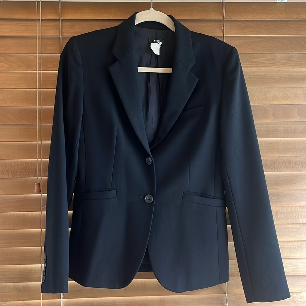 Excellent condition, Italian light wool blazer by J Crew, size 4